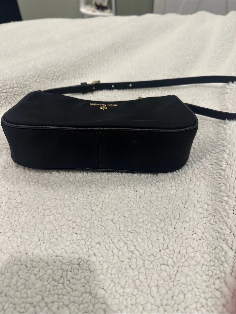 Michael Kors Black Leather Gold-Tone Shoulder bag